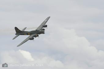  Sally B - B-17 Flying Fortress